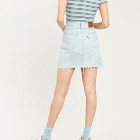 NEW Levis Light Wash High Rise Deconstructed Mini Skirt Size 24 - Picture 6 of 9